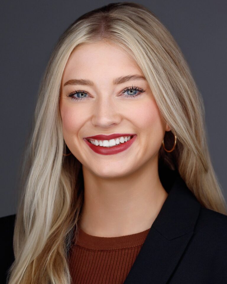 Chloe Adler Headshot