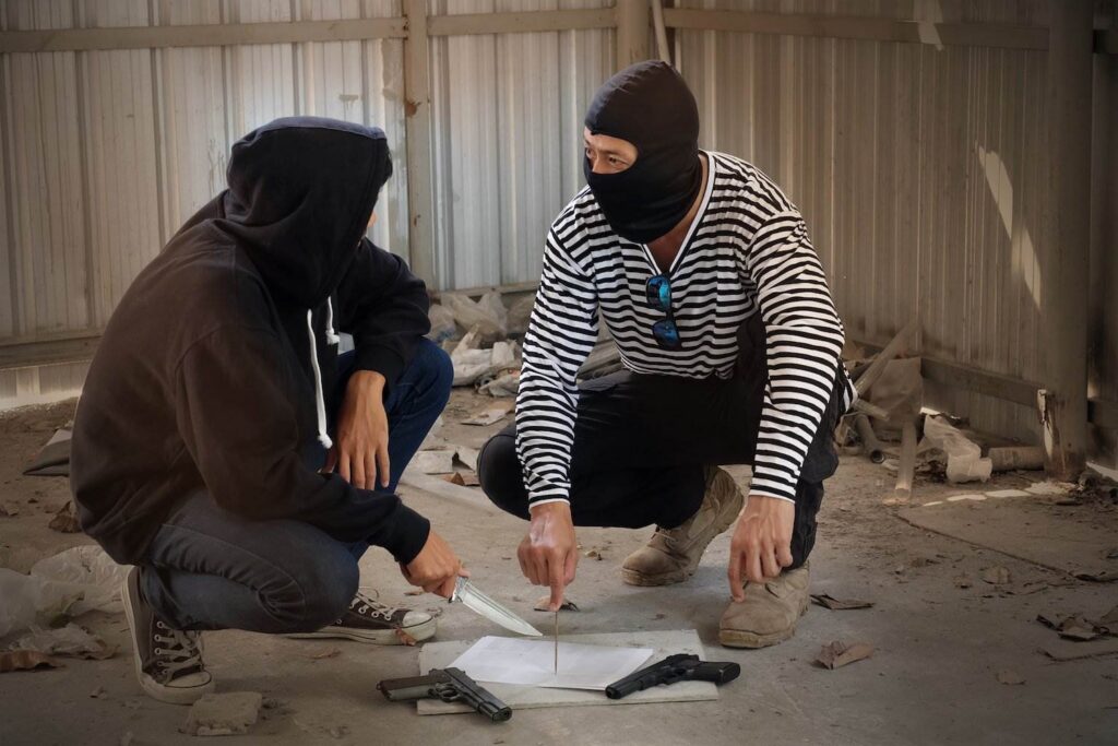 Two burglars conspiring in violation of CRS 18-2-201